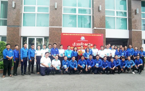 Ra quân Đội hình chuyên Lý luận trẻ và thực hiện các hoạt động tại Ba Tri

tổ chức nhiều hoạt động