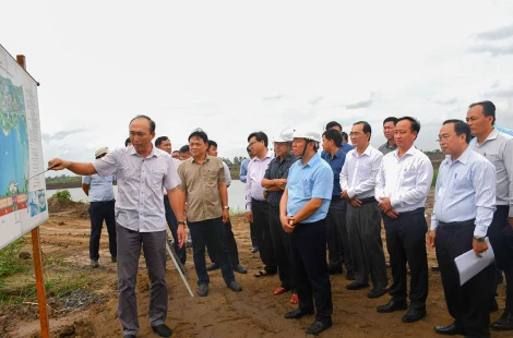Khảo sát Dự án cầu Ba Lai 8, Dự án khu Lạc Địa trên địa bàn huyện Bình Đại và Ba Tri