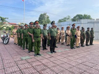 Công an huyện Châu Thành ra quân thực hiện cao điểm tổng kiểm tra, kiểm soát, xử lý vi phạm về TTATGT đường bộ