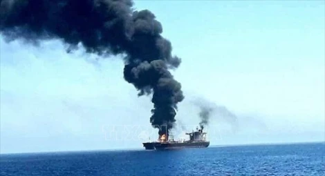Lực lượng Houthi tấn công tàu treo cờ Singapore ở Vịnh Aden