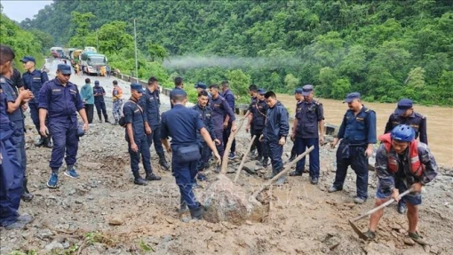 Ấn Độ hỗ trợ Nepal tìm kiếm nạn nhân trong thảm họa lở đất