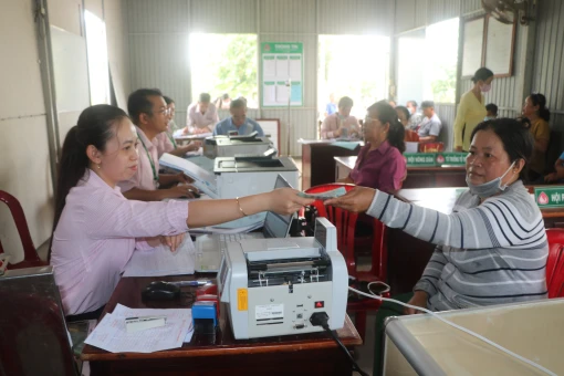 Tỉnh chỉ đạo tập trung rà soát để học sinh - sinh viên khó khăn được tiếp cận nguồn vốn vay đi học