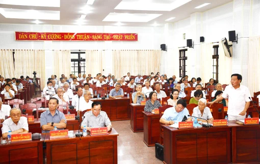 Họp mặt cán bộ hưu trí 6 tháng đầu năm 2024 