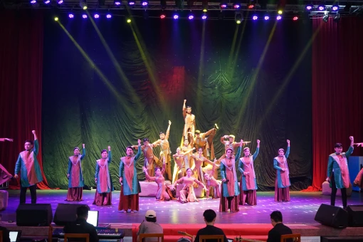 Diễn báo cáo chương trình nghệ thuật dự hội diễn “Tiếng hát hẹn hò 9 dòng sông” năm 2024