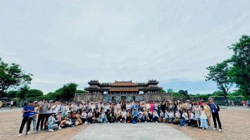 DANAGO tuyển hướng dẫn viên cho tour du lịch Đà Nẵng theo tiêu chuẩn nào?