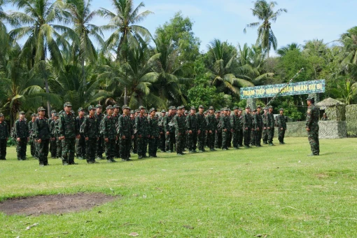 Mỏ Cày Bắc khai mạc kiểm tra sẵn sàng động viên tiểu đoàn bộ binh