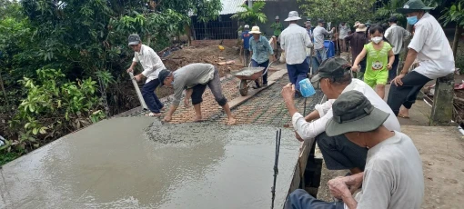 Phú Phụng hoàn thành xây dựng xã nông thôn mới nâng cao