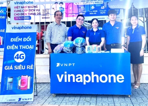 VNPT VinaPhone Bến Tre tăng cường hỗ trợ chuyển đổi máy từ 2G lên 4G