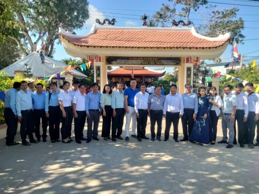 Sinh hoạt chuyên đề &quot;Nhất quán phương châm: Phòng ngừa tham nhũng, tiêu cực từ sớm, từ xa cả ngọn lẫn gốc&quot;