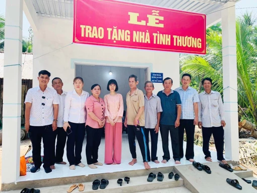 Điển hình trong học tập và làm theo Bác