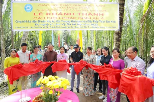 Tân Thành Bình đạt chuẩn xã nông thôn mới kiểu mẫu