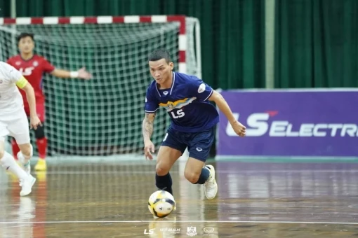 Thua 2-5 đội bóng châu Âu, Thái Sơn Nam giành ngôi Á quân
