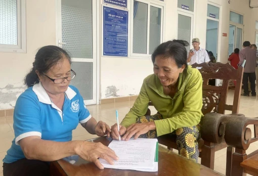 Tín dụng chính sách xã hội đồng hành cùng học sinh, sinh viên đầu năm học mới