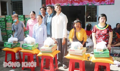 Vận động hơn 3,9 tỷ đồng hỗ trợ, chăm lo cho nạn nhân chất độc da cam