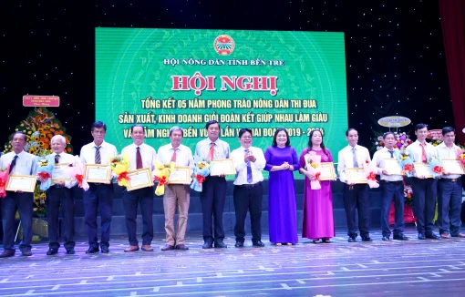 Tổng kết 5 năm phong trào nông dân thi đua sản xuất, kinh doanh giỏi Tổng kết 5 năm phong trào nông dân thi đua sản xuất, kinh doanh giỏi