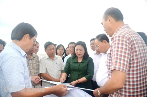 Đoàn công tác Bộ Tài nguyên và Môi trường khảo sát một số dự án trên địa bàn tỉnh Đoàn công tác Bộ Tài nguyên và Môi trường khảo sát một số dự án trên địa bàn tỉnh