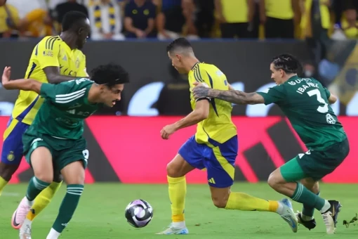 Ronaldo im tiếng, Al Nassr thoát thua 'hú vía' phút 90+9