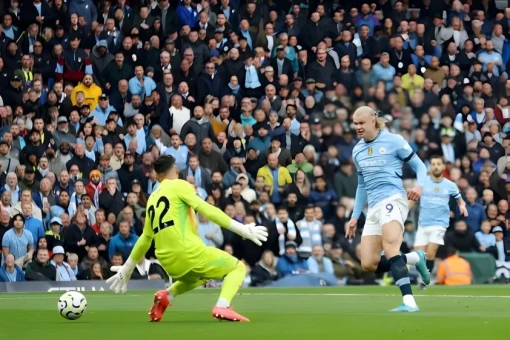Arsenal mất điểm cay đắng trước Man City