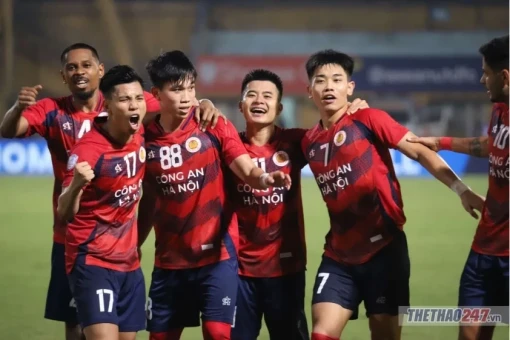 CAHN thăng hoa, giành chiến thắng 5 sao trước Lion City Sailors
