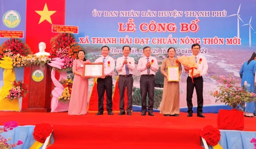 Công bố xã Thạnh Hải đạt chuẩn nông thôn mới
