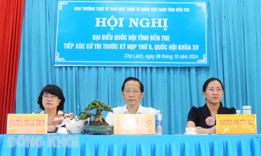 Đại biểu Quốc hội đơn vị tỉnh tiếp xúc cử tri tại 2 huyện Chợ Lách, Mỏ Cày Bắc