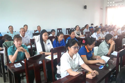 Khai giảng lớp bồi dưỡng nhận thức về Đảng khóa XVI