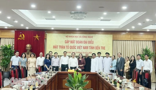 Đoàn đại biểu tỉnh Bến Tre thăm và làm việc với Bộ Khoa học và Công nghệ Đoàn đại biểu tỉnh Bến Tre thăm và làm việc với Bộ Khoa học và Công nghệ