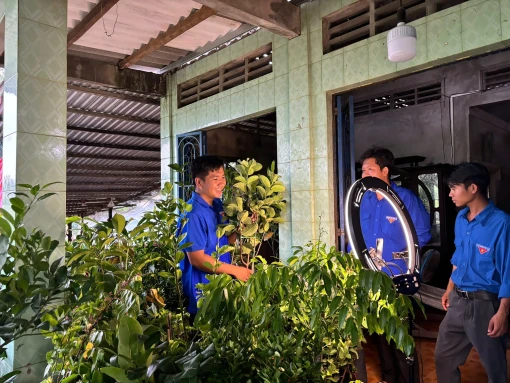 Chợ Lách bứt phá từ cao điểm thi đua “Đồng khởi mới”