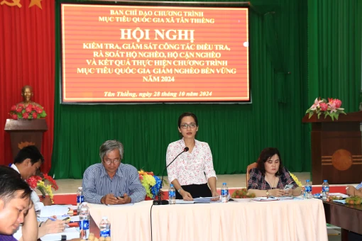 Kiểm tra, giám sát công tác điều tra, rà soát hộ nghèo tại huyện Chợ Lách Kiểm tra, giám sát công tác điều tra, rà soát hộ nghèo tại huyện Chợ Lách