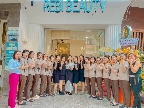 Rebi Beauty Spa ra mắt gói nặn mụn 12 bước chỉ 219k cho sinh viên