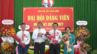 Đại hội đảng viên ấp Phú Hiệp, xã Vĩnh Bình nhiệm kỳ 2025 - 2027