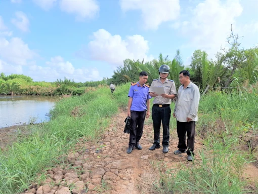 Cưỡng chế chuyển giao quyền sử dụng đất thuộc đất quốc phòng 2 trường hợp tại xã An Điền