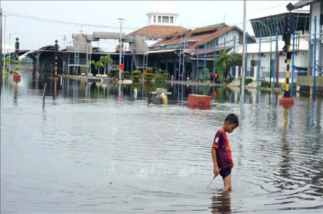 Indonesia khuyến cáo người dân đề phòng bão Man-yi