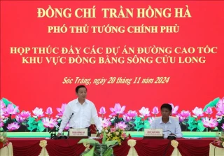 Phó Thủ tướng Trần Hồng Hà đôn đốc tiến độ các dự án cao tốc khu vực ĐBSCL