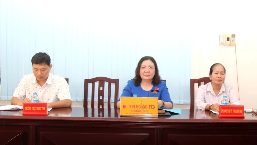 Quyền Bí thư Tỉnh ủy - Chủ tịch HĐND tỉnh Hồ Thị Hoàng Yến tiếp công dân định kỳ tháng 11-2024 Quyền Bí thư Tỉnh ủy - Chủ tịch HĐND tỉnh Hồ Thị Hoàng Yến tiếp công dân định kỳ tháng 11-2024