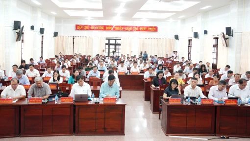 Hội nghị lần thứ 19 Ban Chấp hành Đảng bộ tỉnh khóa XI Hội nghị lần thứ 19 Ban Chấp hành Đảng bộ tỉnh khóa XI