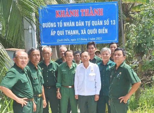 Điển hình trong phong trào thi đua “Đồng khởi mới”