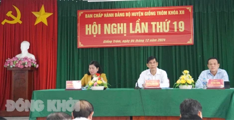 Giồng Trôm tổng kết tình hình thực hiện Nghị quyết Huyện ủy năm 2024