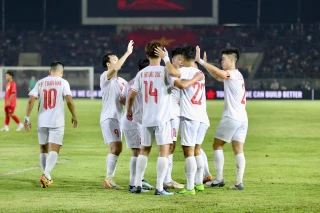 ĐT Việt Nam thắng tưng bừng ngày ra quân AFF Cup