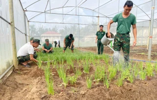 Trung đoàn 895 thực hiện hiệu quả công tác hậu cần - kỹ thuật