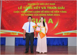 Mỏ Cày Nam tổng kết, trao giải Cuộc thi Chính luận về bảo vệ nền tảng tư tưởng của Đảng