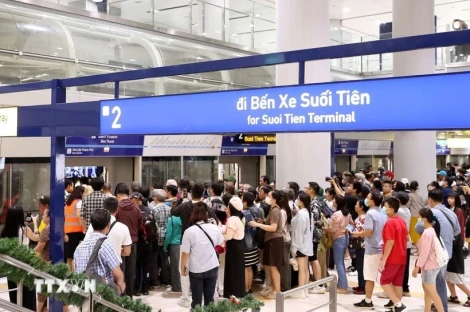 Tuyến metro số 1 phục vụ 279.000 lượt khách trong 3 ngày đầu khai thác