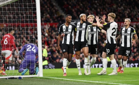 MU thất bại cay đắng trước Newcastle; Chelsea bất ngờ gục ngã trước Ipswich Town