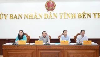 Họp thành viên UBND tỉnh tháng 1-2025