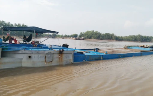 Bắt giữ các đối tượng có hành vi tàng trữ khoáng sản không có nguồn gốc