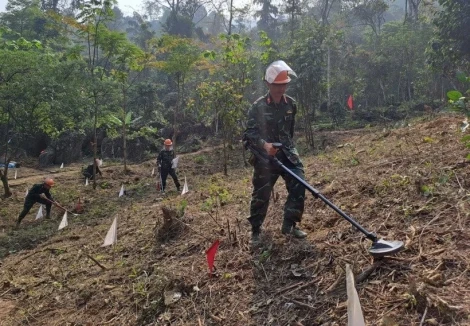 Đơn giản hóa 18 thủ tục hành chính nội bộ thuộc Bộ Quốc phòng