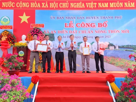 Xã An Điền (Thạnh Phú) đạt chuẩn nông thôn mới