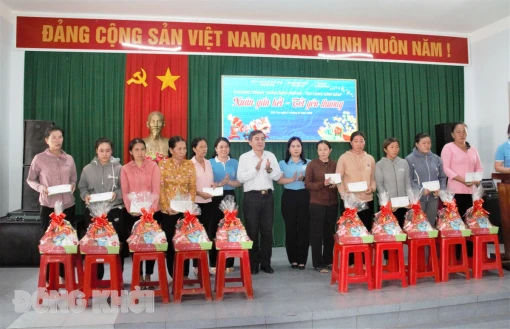 Xuân Biên phòng ấm lòng dân bản