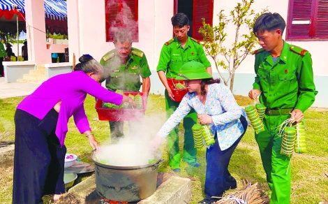 Mùa xuân biên giới biển