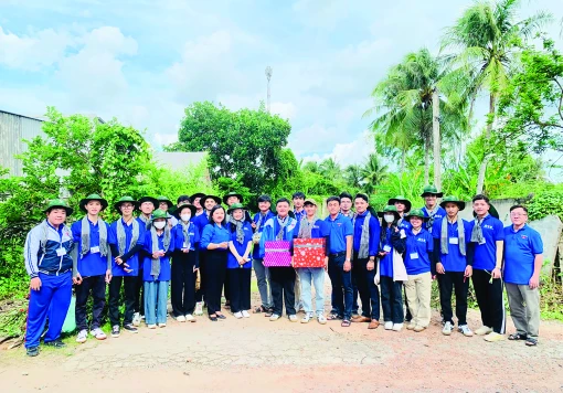 Dấu ấn năm thanh niên tình nguyện 2024 Dấu ấn năm thanh niên tình nguyện 2024